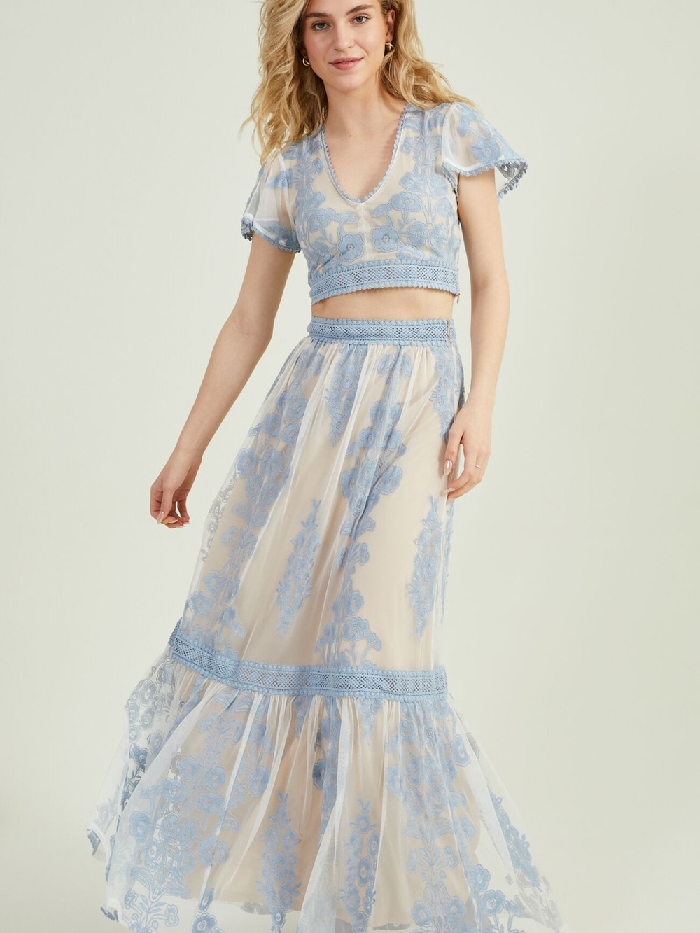 Altar’d State Arissa Set Embroidered Top and Maxi Skirt Size S